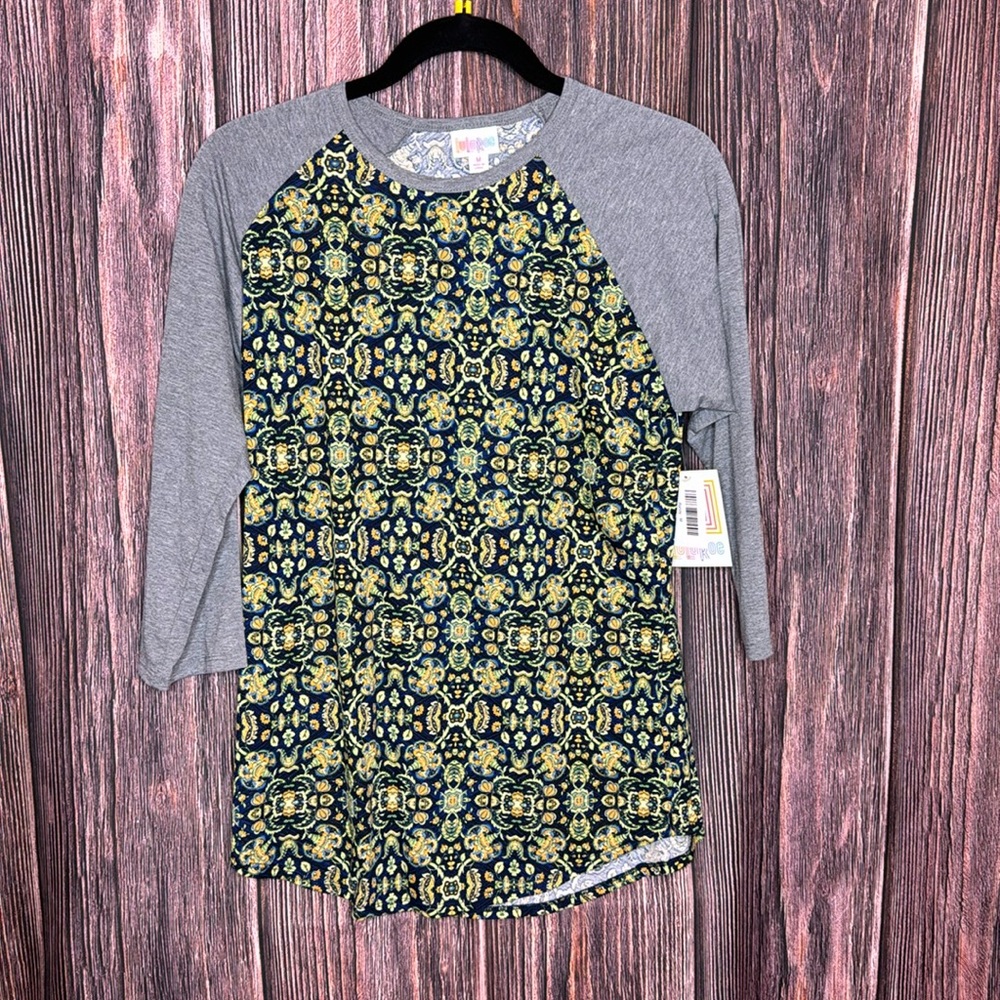 LuLaRoe Randy Raglan 3/4 Sleeve Shirt